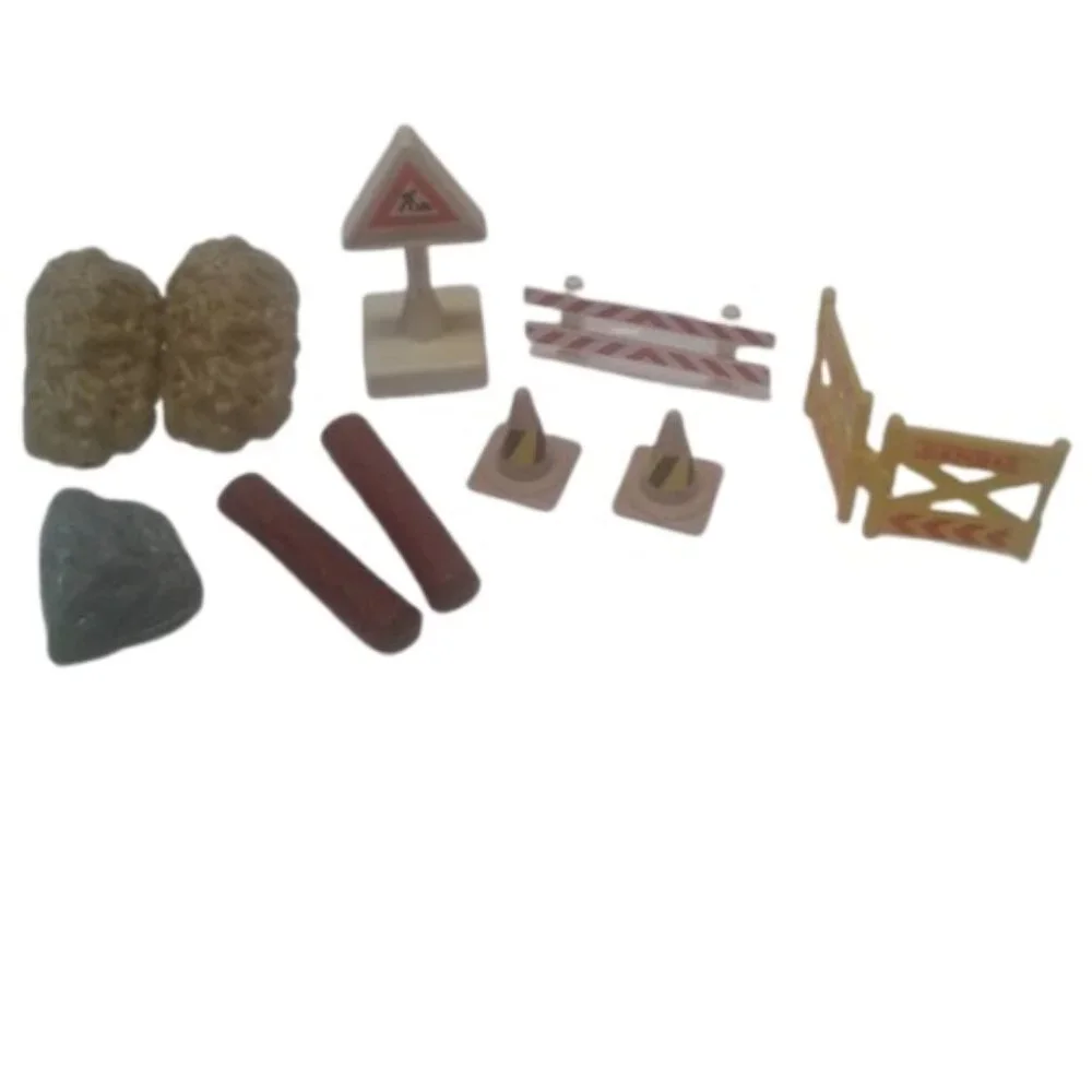 Lego Road Hazards Construction Lot of 10 pcs Signs Logs Rocks Cones